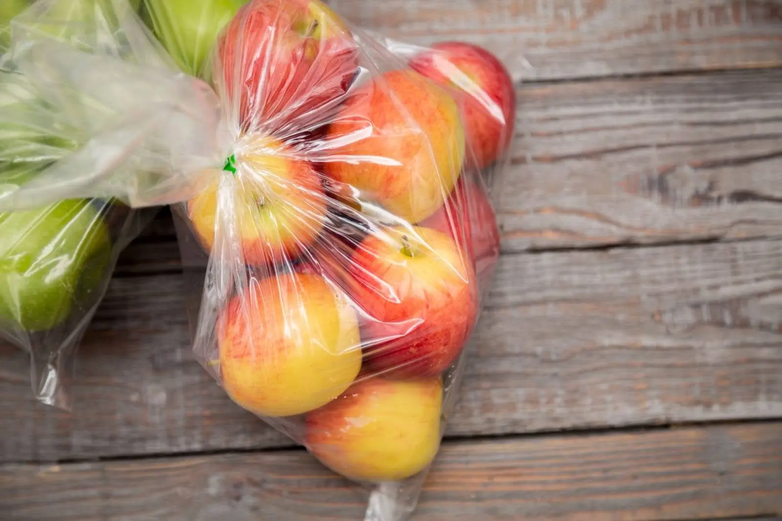 odour and taste migration in food-contact pvc manufacturing — fresh apples sealed in transparent pvc bags